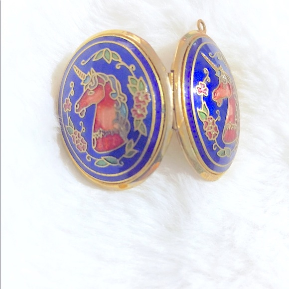 HP✨RARE Antique1970’s Cloisonné Jewelry Set, Mystical Unicorn Locket+Earring Set - Picture 7 of 17